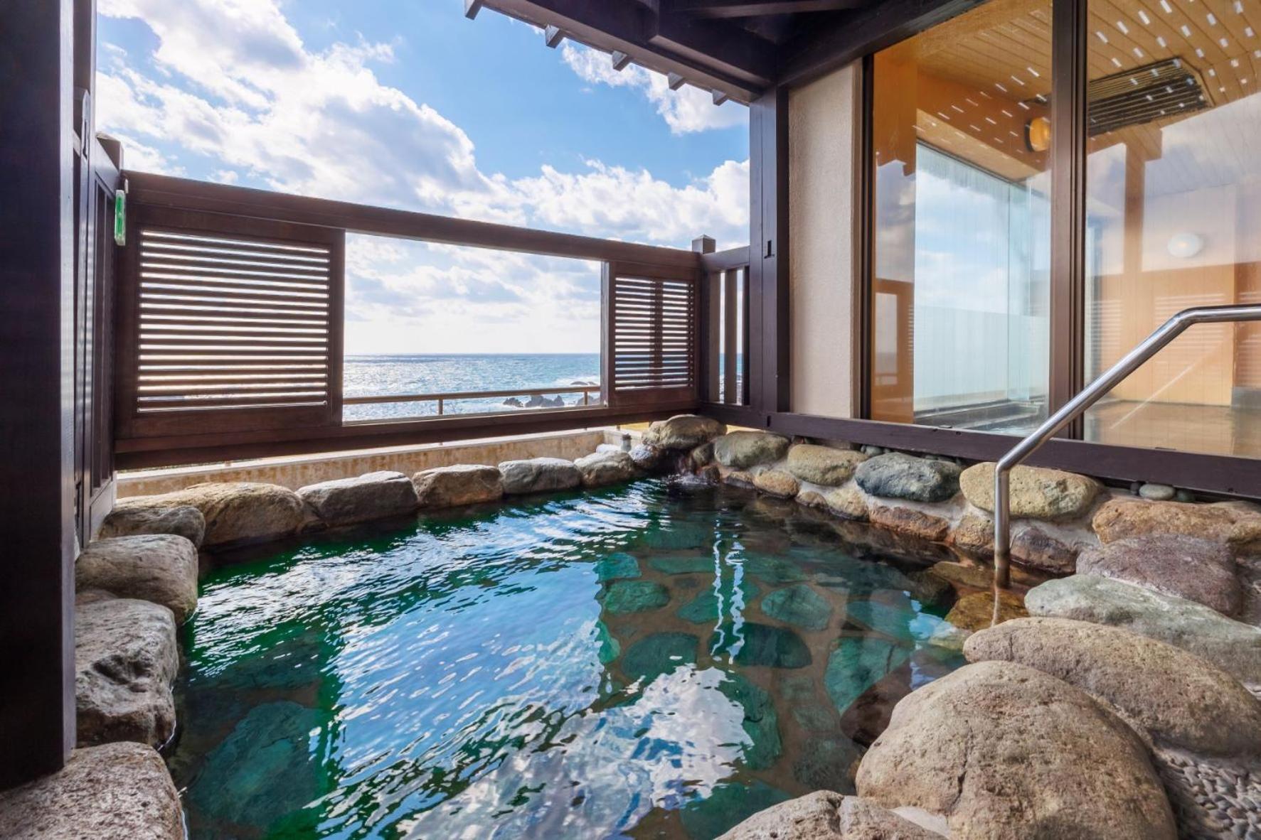 Sado Resort Hotel Azuma Экстерьер фото